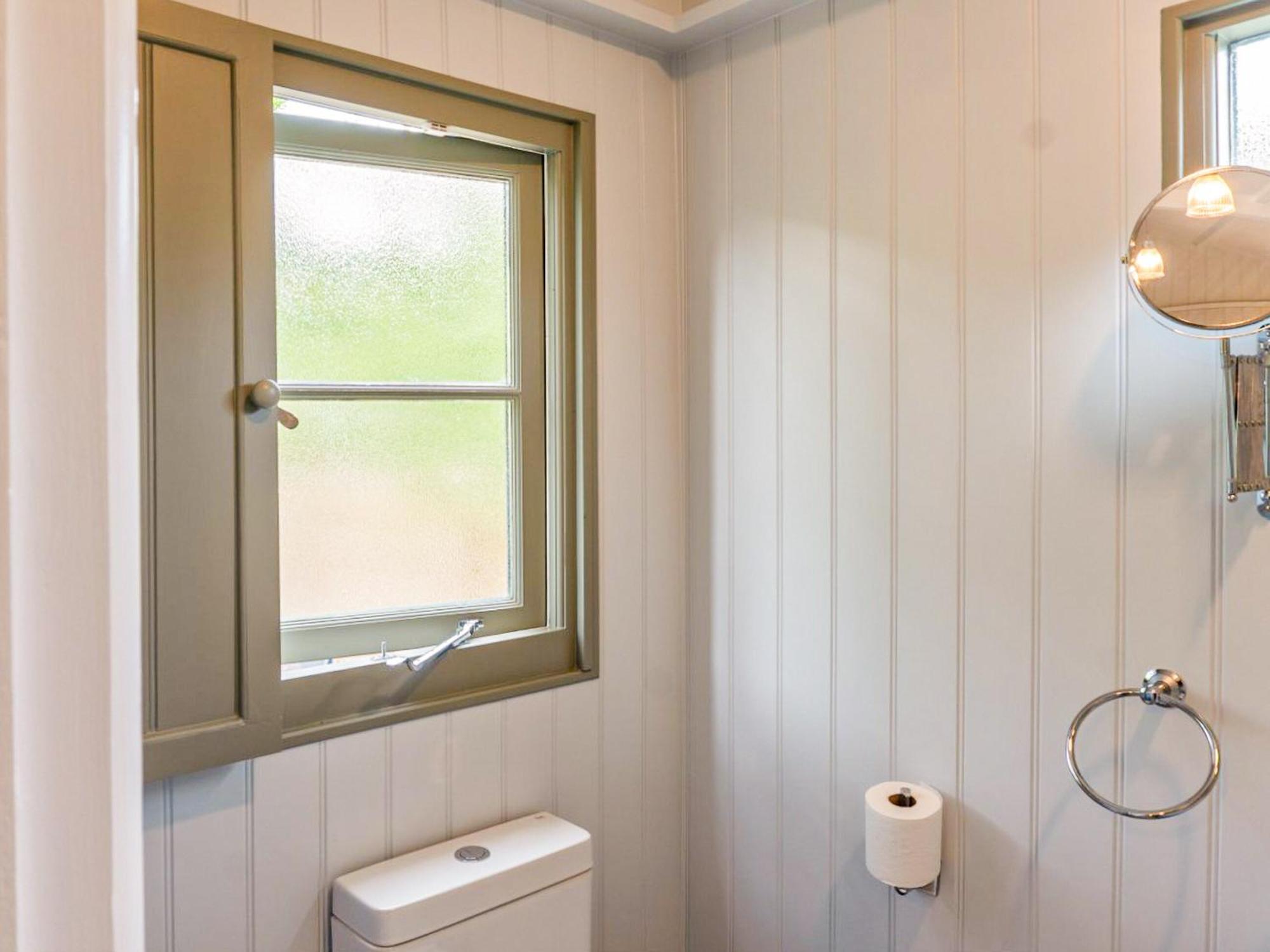 Fig Tree Shepherds Hut Bridport Exterior photo